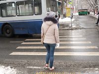 Feet - Anna J - 2016-02-13 In a winter street