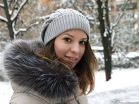 Feet - Anna J - 2016-02-13 In a winter street