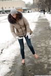 Feet - Anna J - 2016-02-13 In a winter street