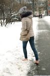 Feet - Anna J - 2016-02-13 In a winter street