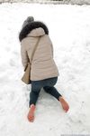 Feet - Anna J - 2016-02-13 In a winter street