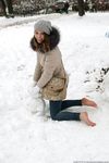 Feet - Anna J - 2016-02-13 In a winter street