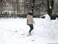 Feet - Anna J - 2016-02-13 In a winter street
