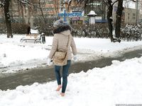 Feet - Anna J - 2016-02-13 In a winter street