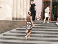 Feet - Anya - 2010-05-31 Sexy dusty soles