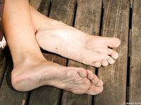 Feet - Anya - 2010-05-31 Sexy dusty soles