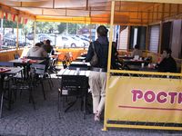 Feet - Anya - 2011-03-11 Anya's barefoot walk