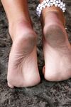Feet - Anya - 2011-03-11 Anya's barefoot walk