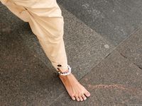 Feet - Anya - 2011-03-11 Anya's barefoot walk