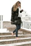Feet - Arina - 2011-03-27 Slender girl walks barefoot in snow