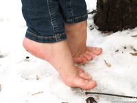 Feet - Arina A - 2017-10-24 A chilly winter day