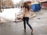 Feet - Arina A - 2017-10-24 A chilly winter day