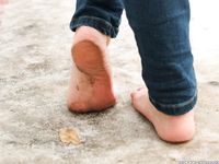 Feet - Arina A - 2017-10-24 A chilly winter day