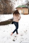 Feet - Arina A - 2017-10-24 A chilly winter day