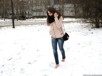 Feet - Arina A - 2017-10-24 A chilly winter day