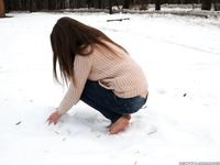 Feet - Arina A - 2017-10-24 A chilly winter day