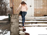 Feet - Arina A - 2017-10-24 A chilly winter day