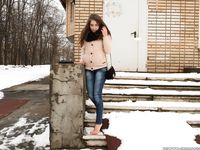 Feet - Arina A - 2017-10-24 A chilly winter day
