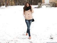 Feet - Arina A - 2017-10-24 A chilly winter day