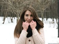 Feet - Arina A - 2017-10-24 A chilly winter day