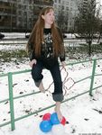 Feet - Asya + Alena - 2003-12-01 Bare feet on snow and small air-balloons