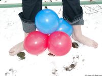 Feet - Asya + Alena - 2003-12-01 Bare feet on snow and small air-balloons