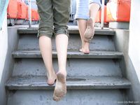 Feet - Asya + Marina - 2007-02-01 Barefoot trips to Russian towns. Yaroslavl