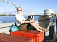 Feet - Asya + Marina - 2007-02-01 Barefoot trips to Russian towns. Yaroslavl