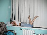 Feet - Asya + Marina - 2007-02-01 Barefoot trips to Russian towns. Yaroslavl