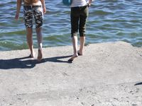 Feet - Asya + Marina - 2007-02-01 Barefoot trips to Russian towns. Yaroslavl