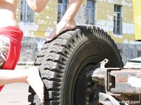 Feet - Asya + Marina - 2007-02-01 Barefoot trips to Russian towns. Yaroslavl