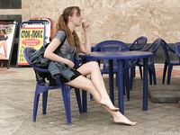 Feet - Asya - 2005-07-02 A barefoot shopping