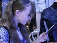 Feet - Asya - 2005-07-02 A barefoot shopping