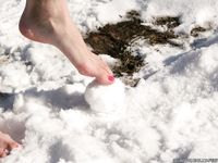 Feet - Asya A - 2011-04-07 Sunny day