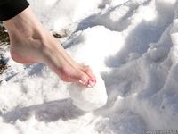 Feet - Asya A - 2011-04-07 Sunny day