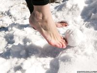 Feet - Asya A - 2011-04-07 Sunny day