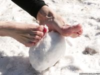 Feet - Asya A - 2011-04-07 Sunny day