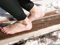 Feet - Asya A - 2011-04-07 Sunny day