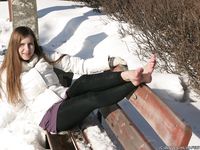 Feet - Asya A - 2011-04-07 Sunny day