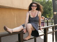 Feet - Daria - 2010-08-20 Evening barefoot stroll