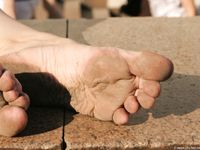 Feet - Daria - 2010-08-20 Evening barefoot stroll