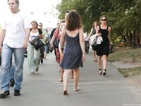 Feet - Daria - 2010-08-20 Evening barefoot stroll