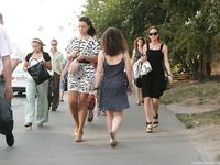 Feet - Daria - 2010-08-20 Evening barefoot stroll