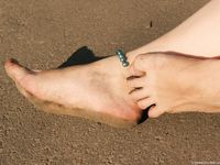 Feet - Daria - 2010-08-20 Evening barefoot stroll
