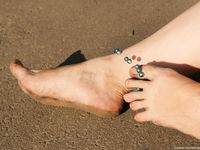 Feet - Daria - 2010-08-20 Evening barefoot stroll