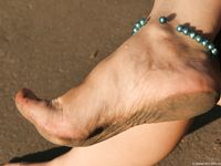 Feet - Daria - 2010-08-20 Evening barefoot stroll