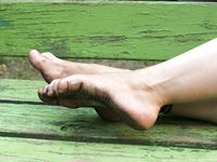 Feet - Daria - 2010-08-20 Evening barefoot stroll