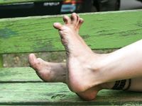 Feet - Daria - 2010-08-20 Evening barefoot stroll