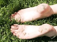 Feet - Daria A - 2011-06-08 Slender beauty with long toes