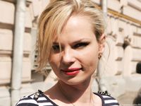 Feet - Daria C - 2012-01-22 Girl in zebra dress